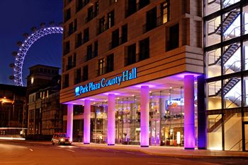 Park Plaza County Hall Hotel London