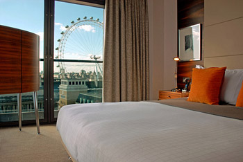 Park Plaza County Hall Hotel London