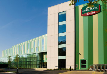 Courtyard By Marriott Gatwick