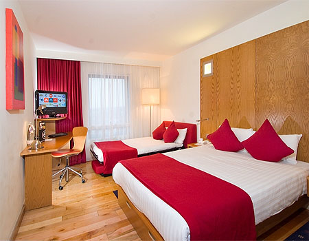 Ramada Encore London West Hotel