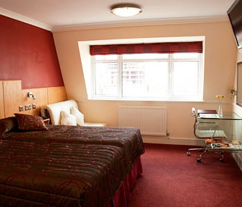 City Hotel