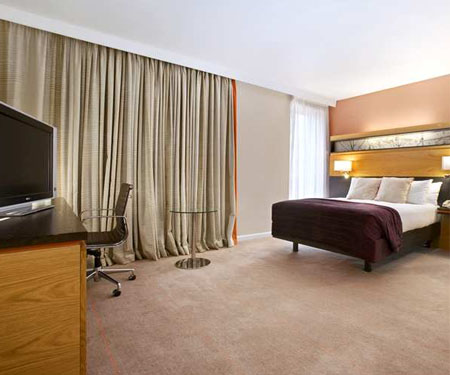 Hilton Gatwick Airport Hotel